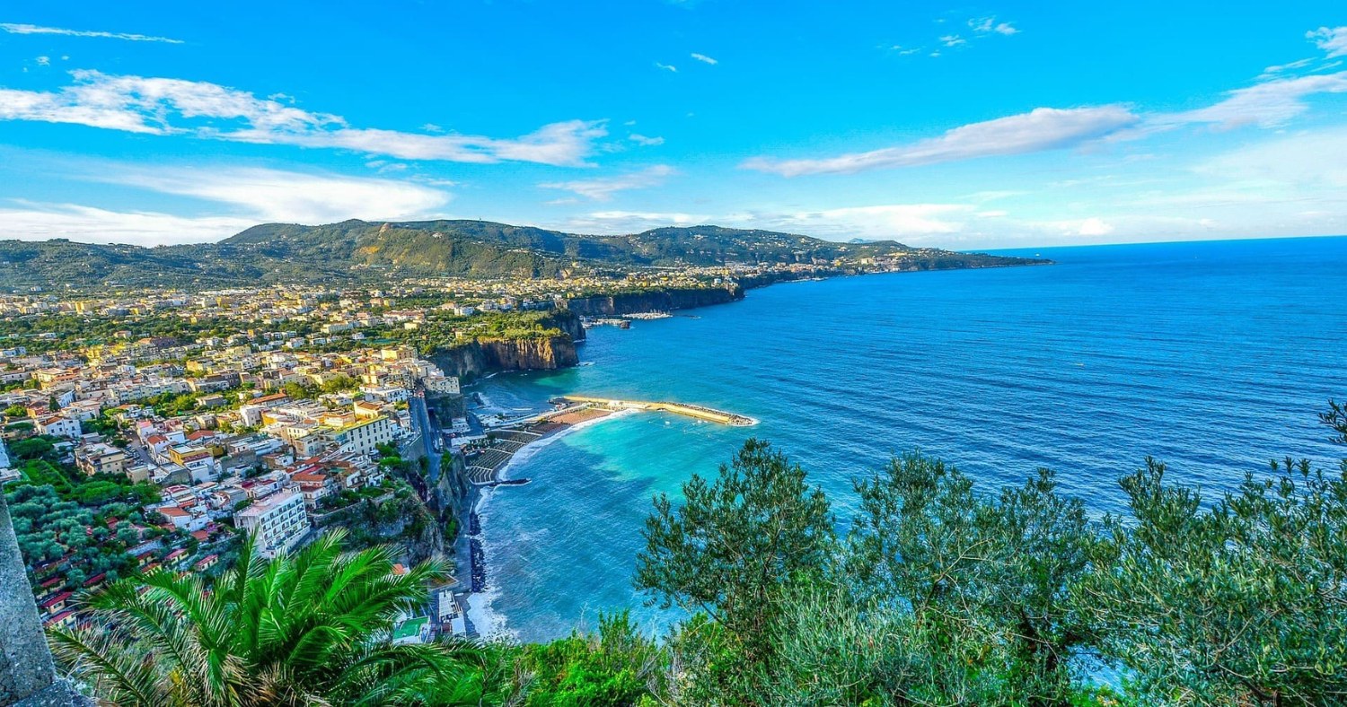 Pompeii and Sorrento Tour